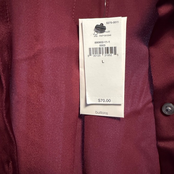 Button down Shirt - Picture 2 of 3